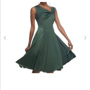 Gal Meets Glam Emerald Dress - Worn Once